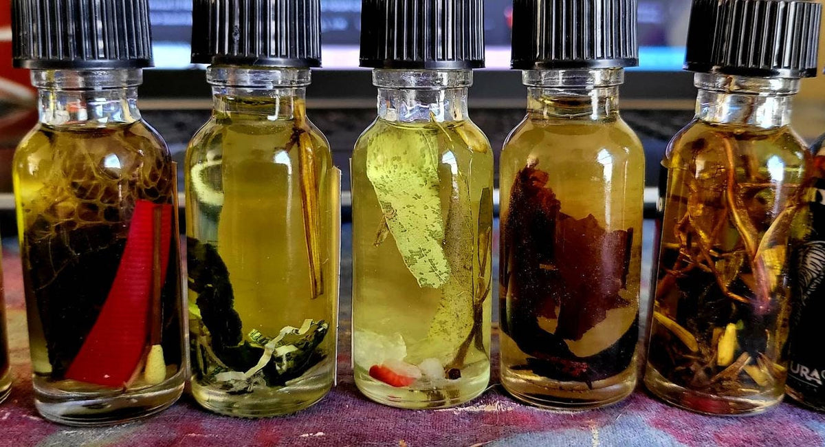 Arte Obscura Brand Oils